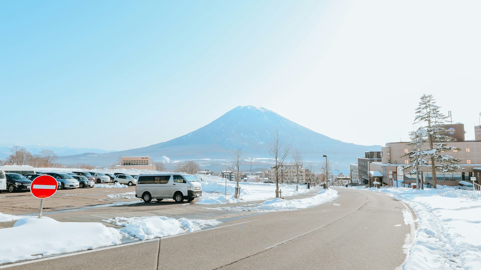 Hakuba Iwatake